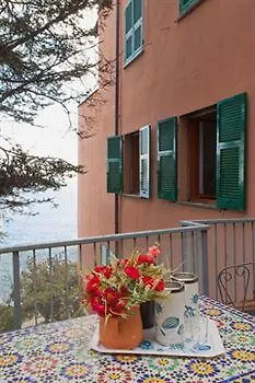 לינה וארוחת בוקר Cas'alda ואראצה